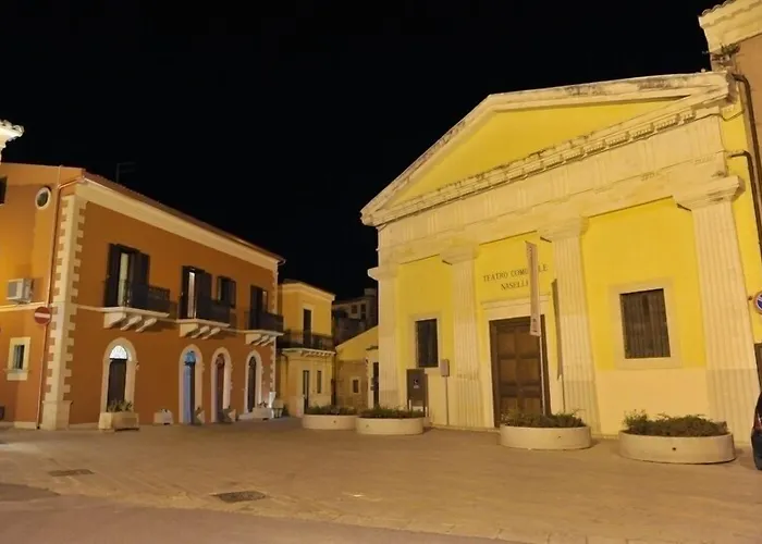 Al Teatro 住宿加早餐酒店 科米索